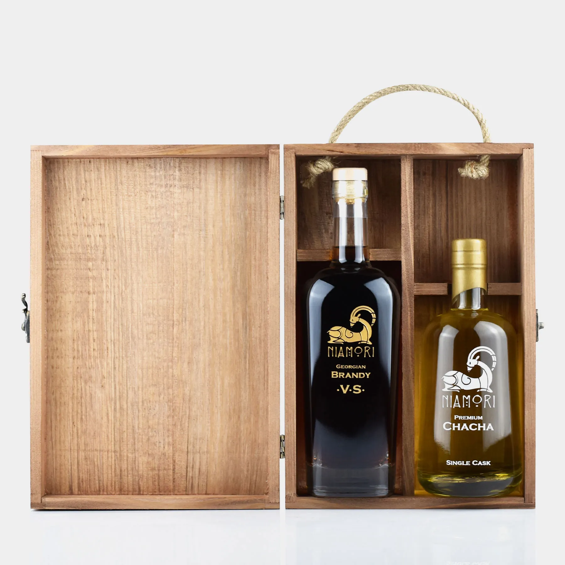 ბრენდი VS და ჭაჭა Single Cask | ხის ყუთით