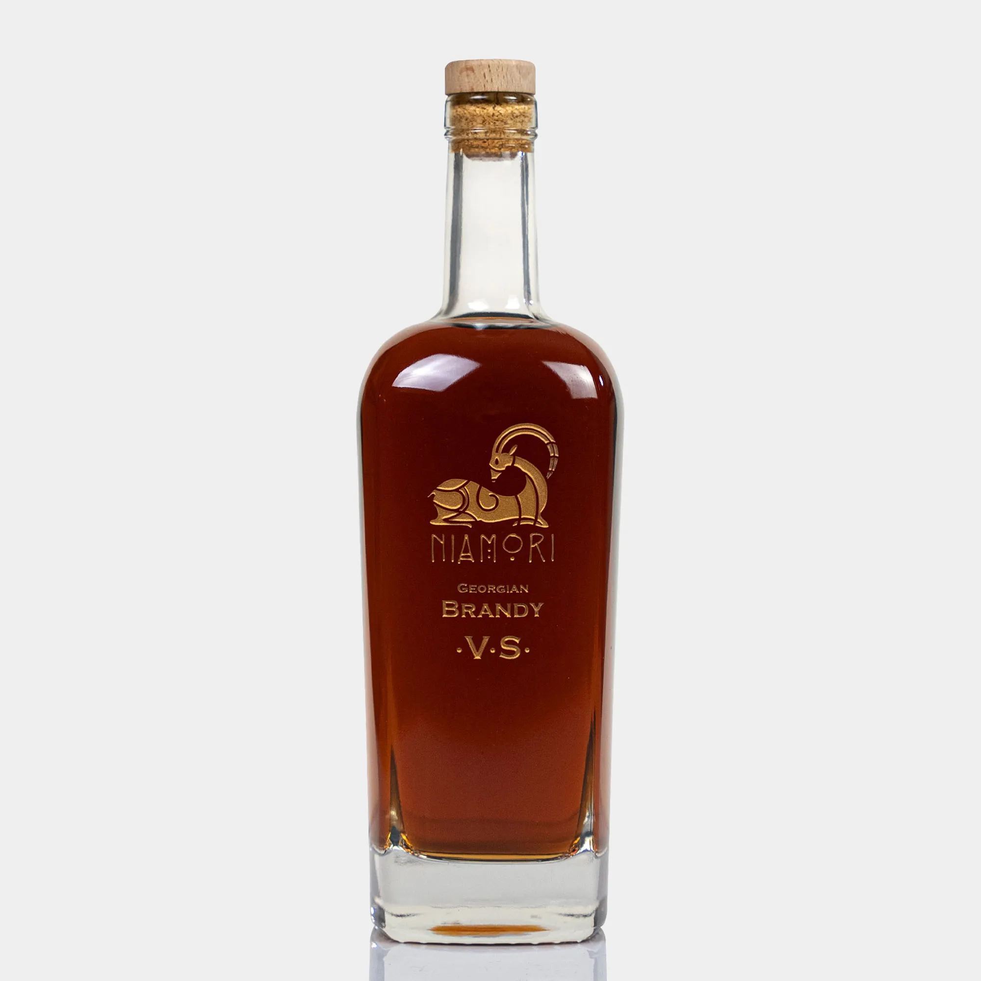 ბრენდი VS და ჭაჭა Single Cask | ხის ყუთით
